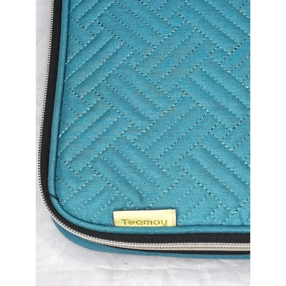Teamoy Teal Quilted Basketweave Exterior Watch Band Storage Case